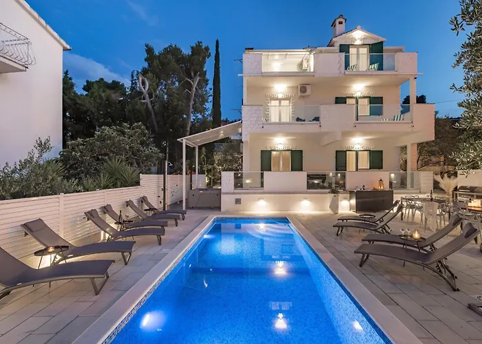 Apartment In Slatine Near The Sea Trogir